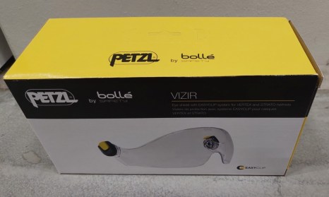 Prilba PETZL VIZR